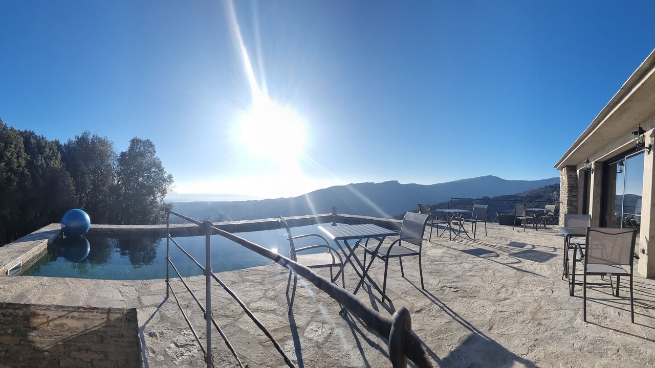 Photo of Outdoor in Porri
