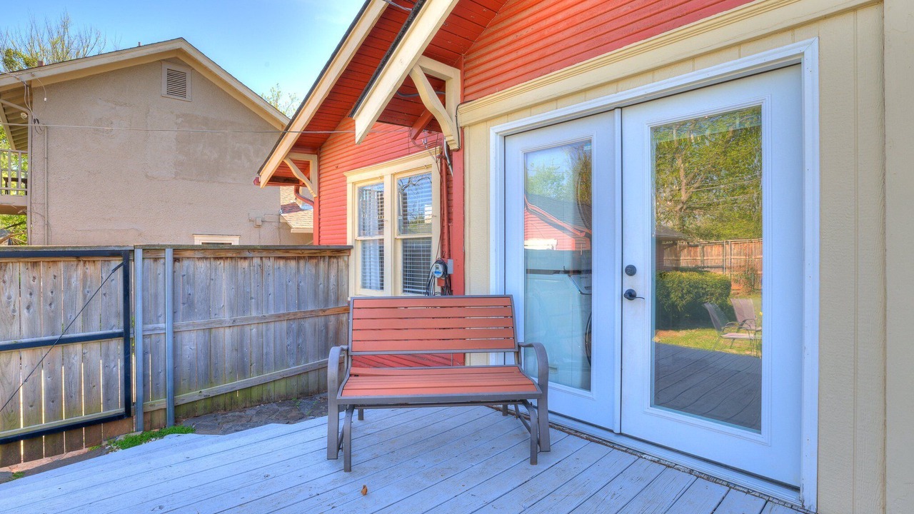 Photo of Patio Balcony in Cherry Street
