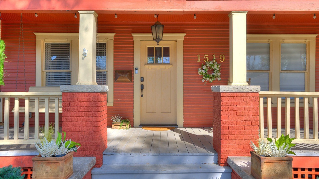 Photo of Outdoor in Cherry Street