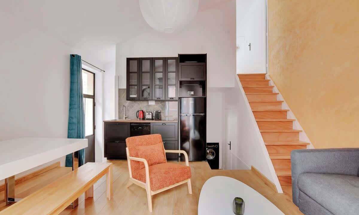 Photo of Livingroom in Quartier des Grandes-Carrieres