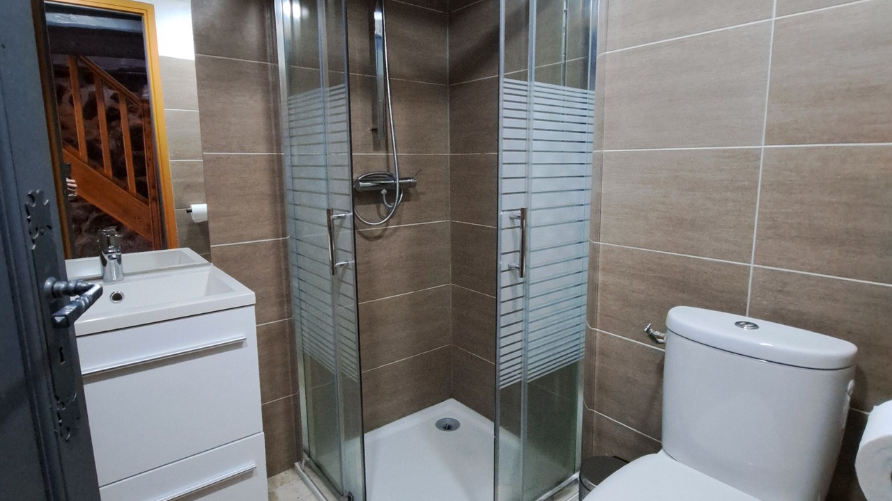 Photo of Bathroom in Presailles