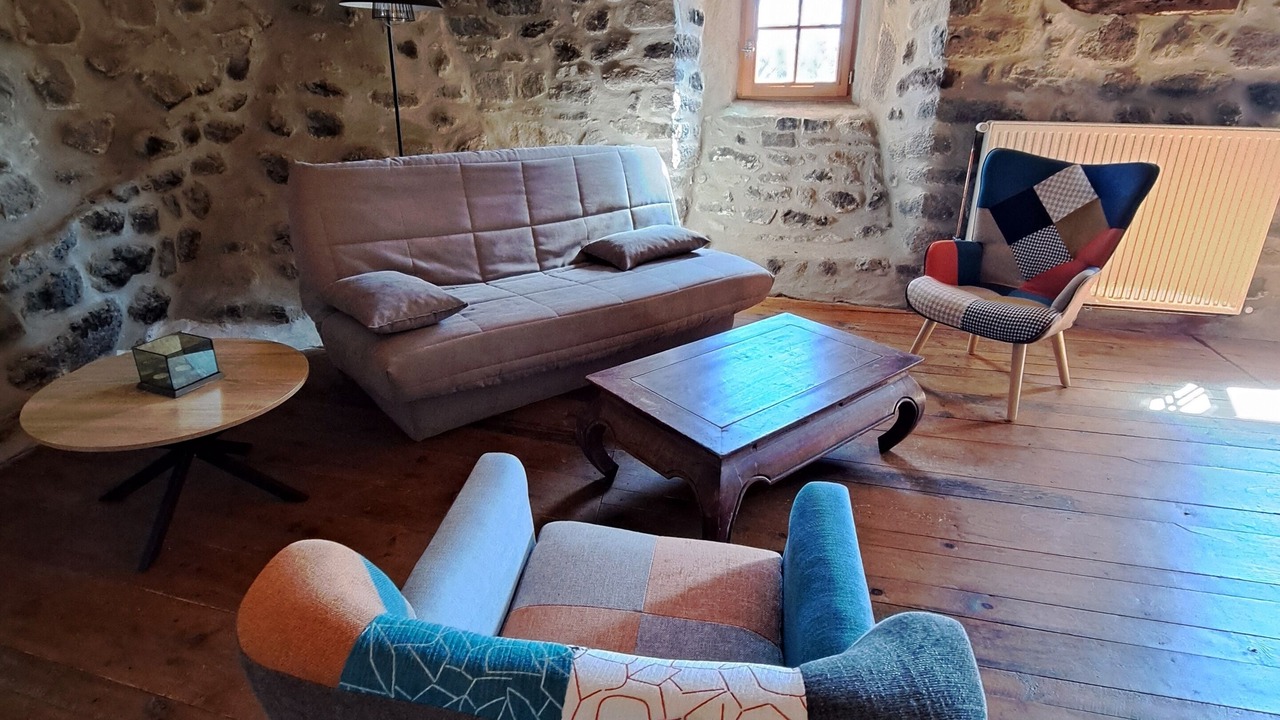 Photo of Livingroom in Presailles