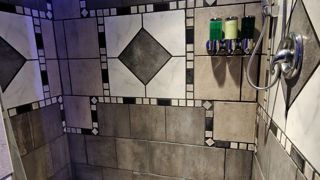 Photo of Bathroom in Fort Smith