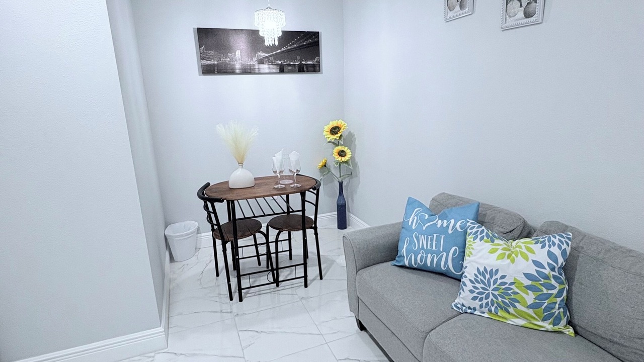 Photo of Livingroom in Citrus Park