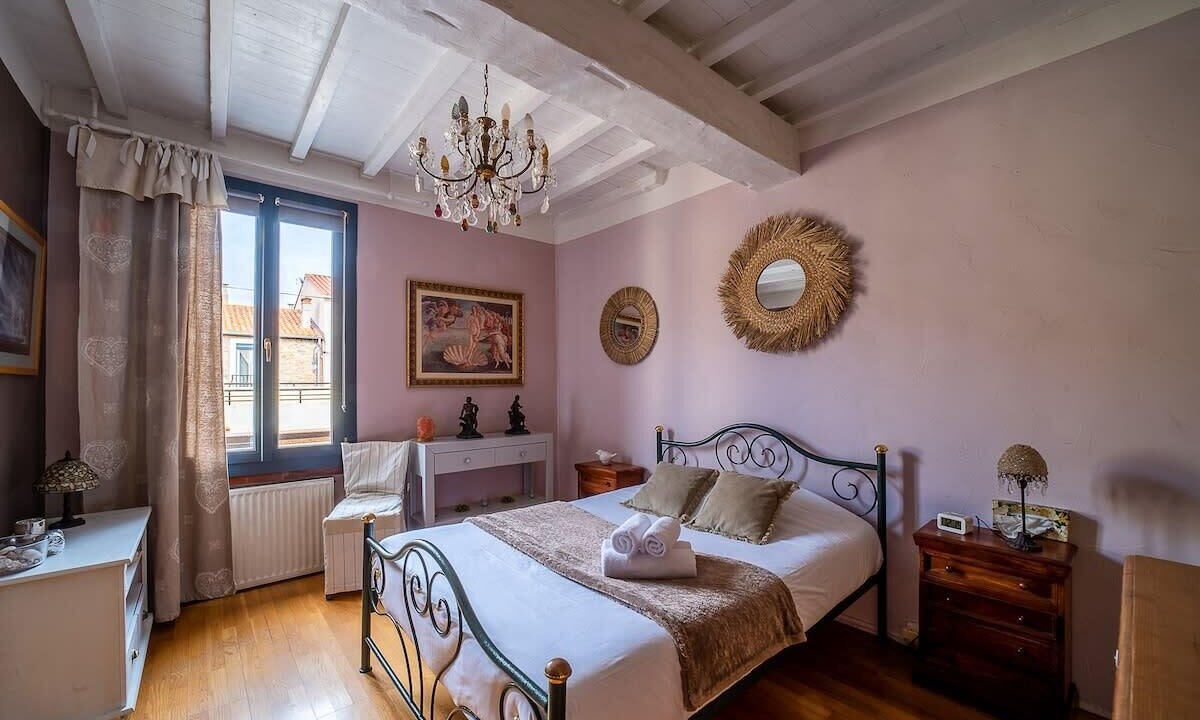 Photo of Bedroom in Saleilles