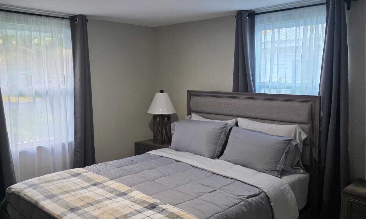 Photo of Bedroom in Zephyrhills South