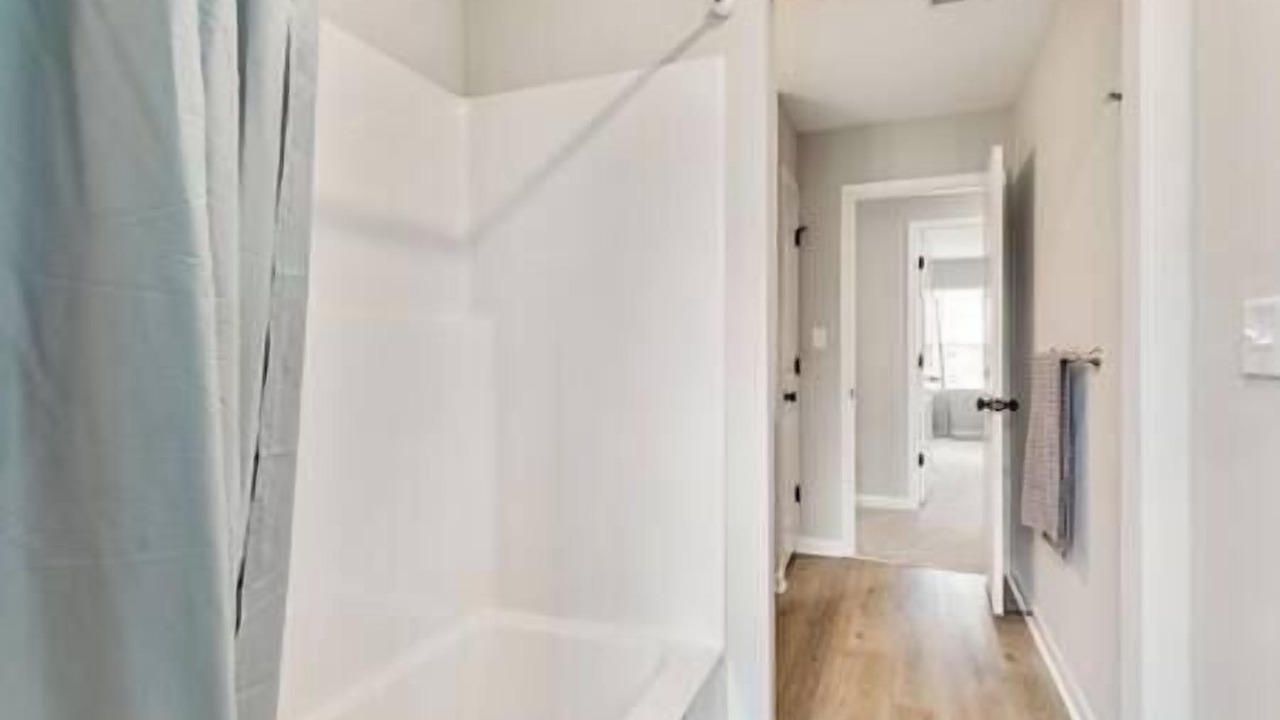 Photo of Bathroom in East Ocean View