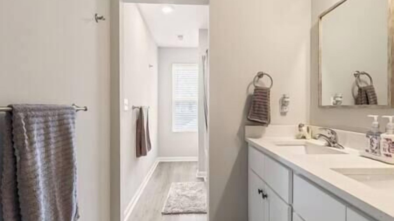 Photo of Bathroom in East Ocean View