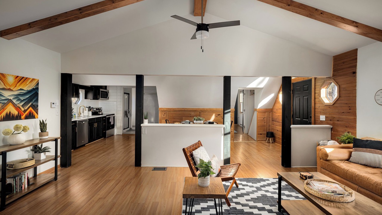 Photo of Livingroom in Shenandoah