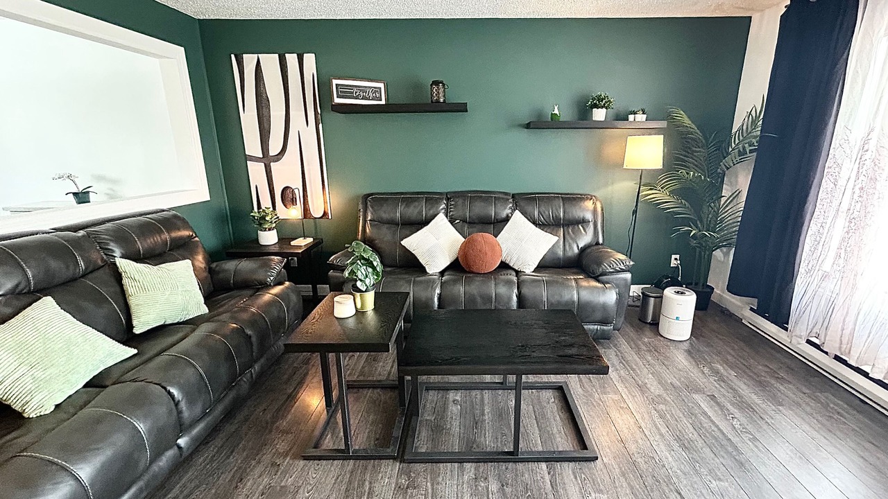 Photo of Livingroom in Thompson