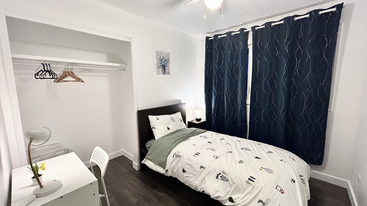 Photo of Bedroom in Thompson