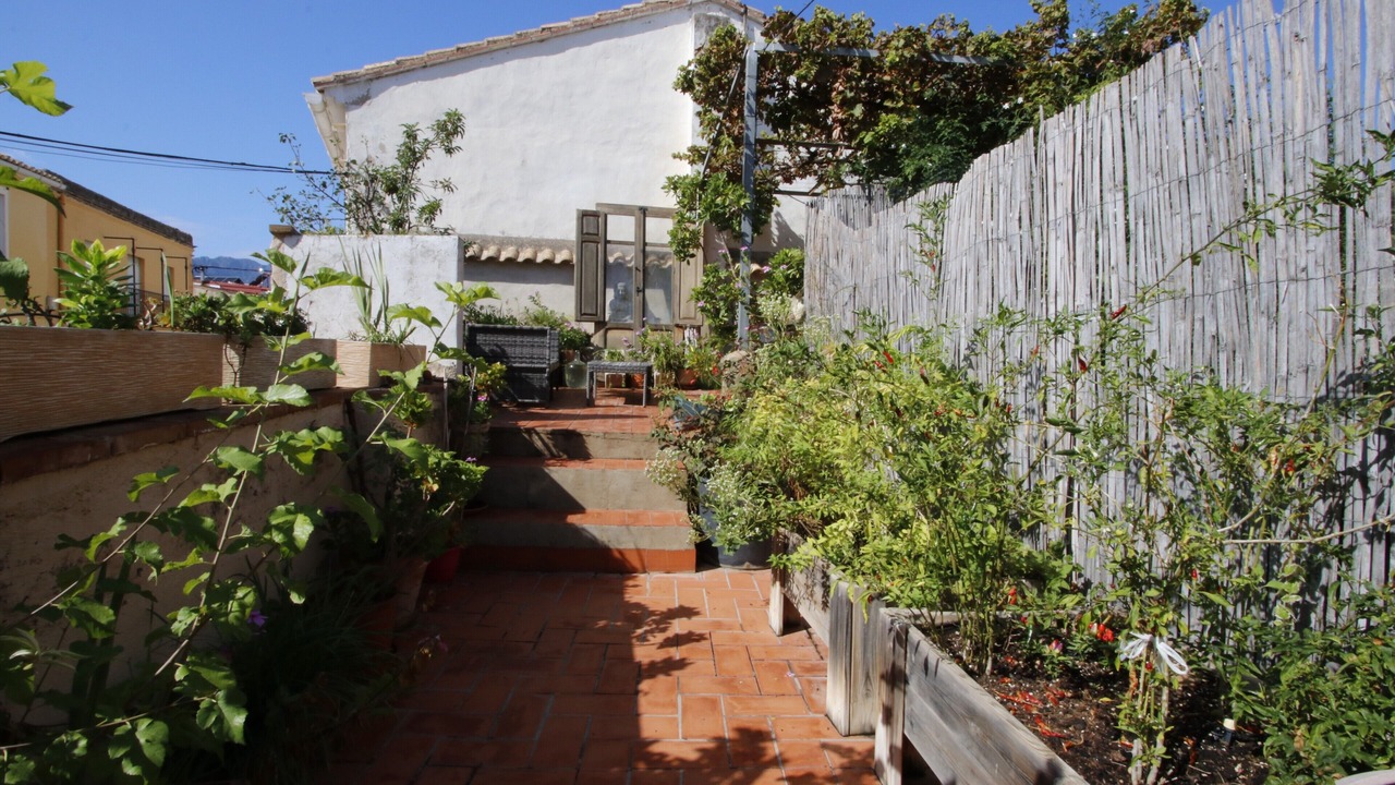 Photo of Outdoor in Potries