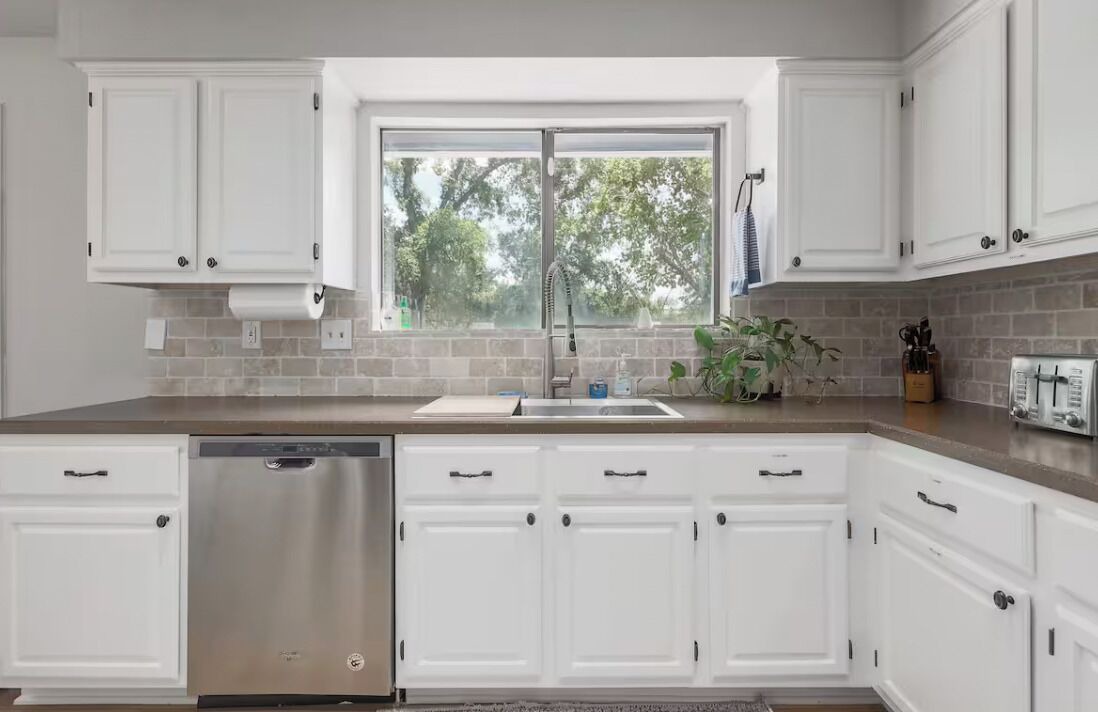 Photo of Kitchen in Apache Shores