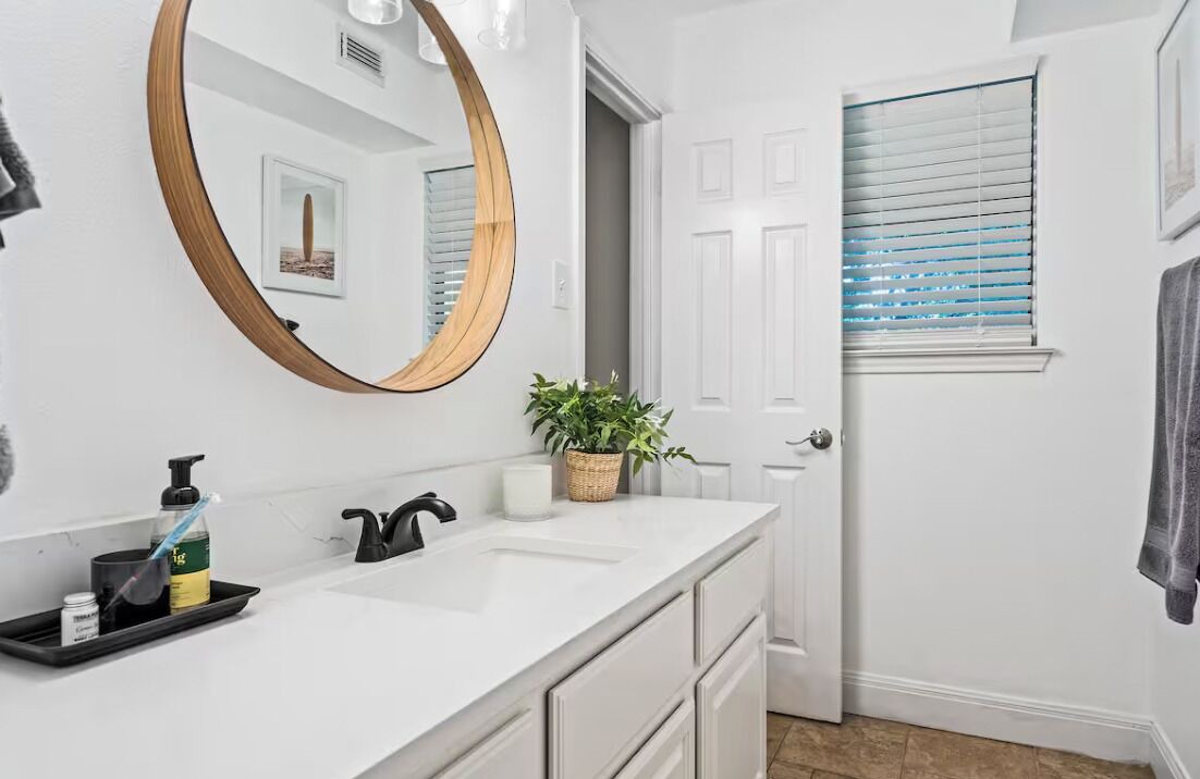 Photo of Bathroom in Apache Shores