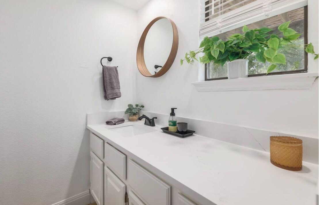 Photo of Bathroom in Apache Shores