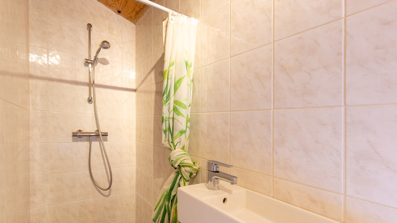 Photo of Bathroom in Darbres