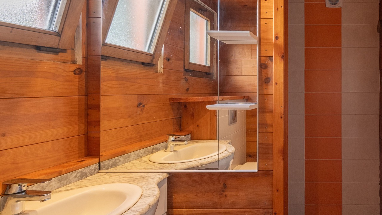 Photo of Bathroom in Darbres