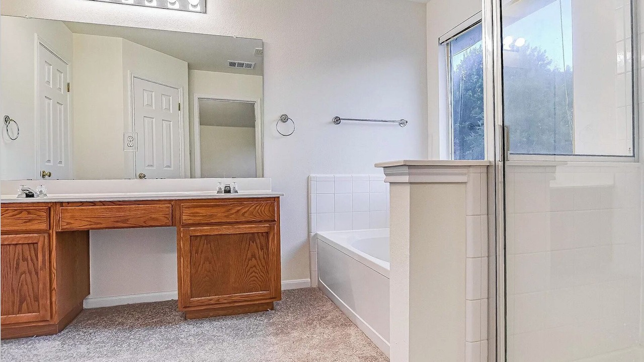 Photo of Bathroom in Chandler Creek