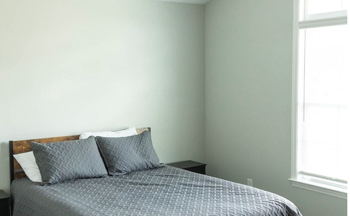 Photo of Bedroom in Lake Park