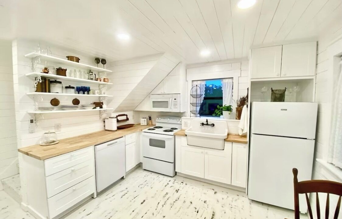 Photo of Kitchen in Sunset
