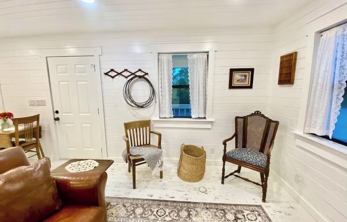 Photo of Livingroom in Sunset