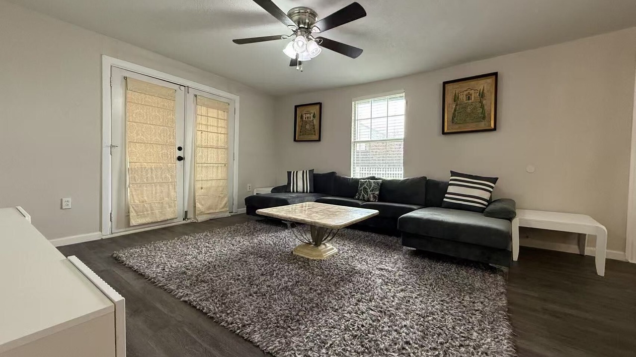 Photo of Livingroom in Wylie