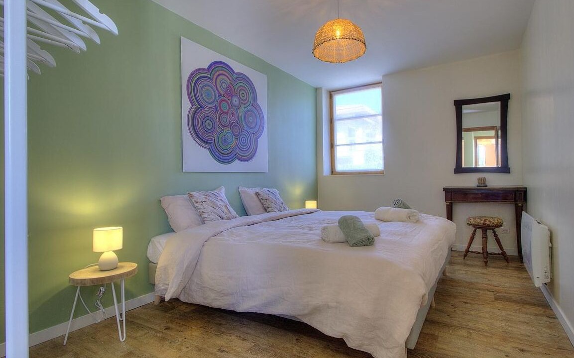 Photo of Bedroom in Thoissey