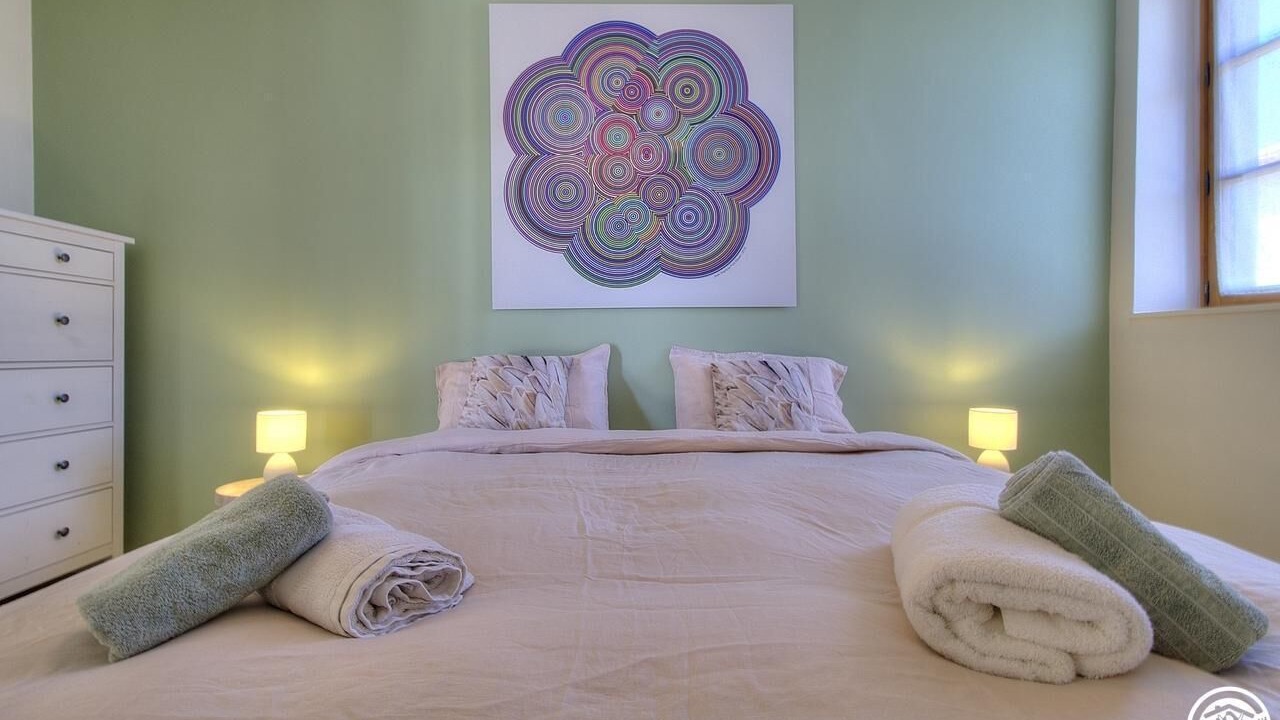 Photo of Bedroom in Thoissey