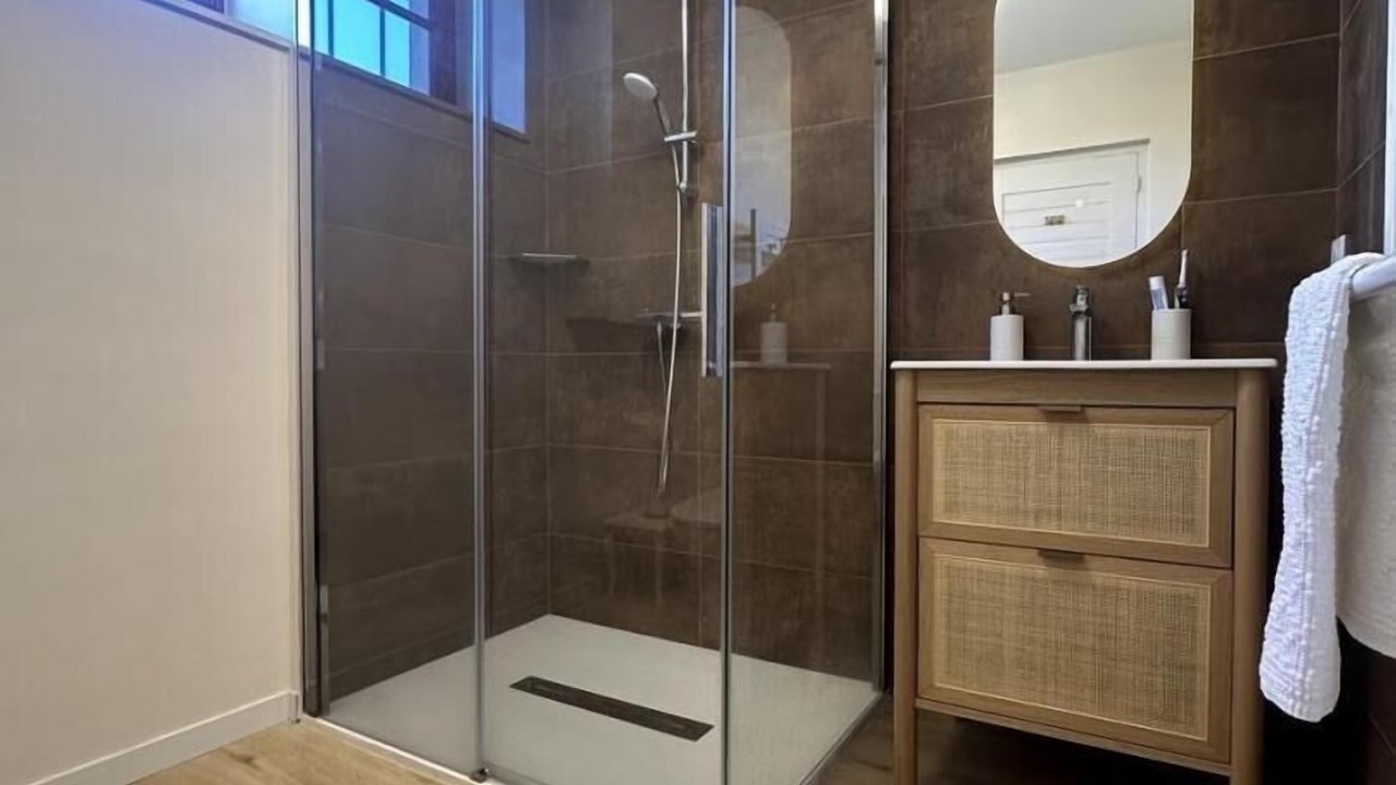 Photo of Bathroom in Thoissey