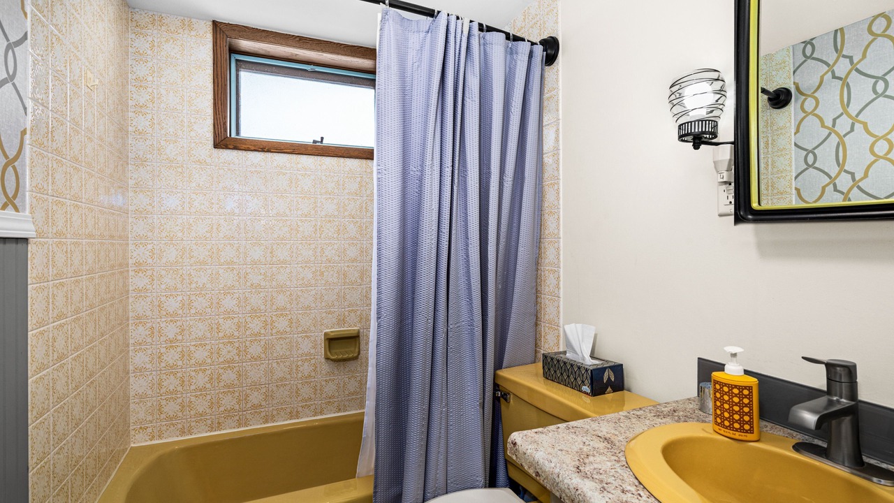 Photo of Bathroom in Billings Park