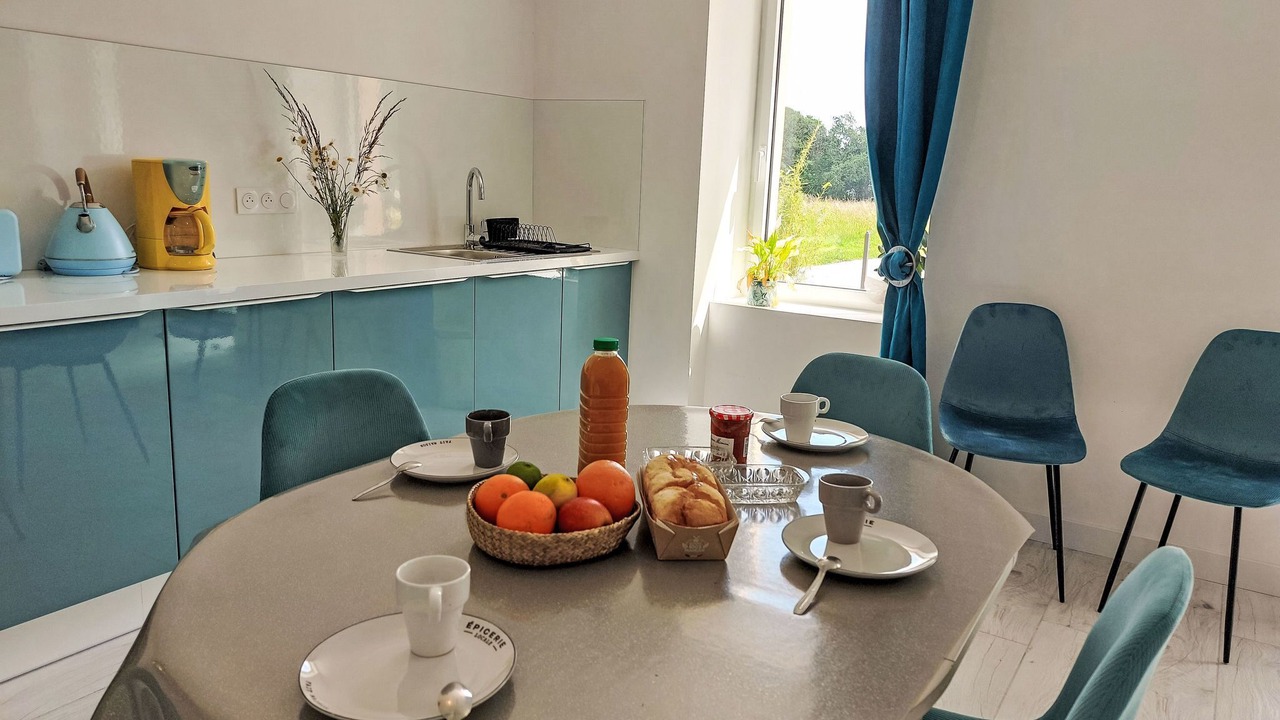 Photo of Bedroom in Ploneour-Lanvern