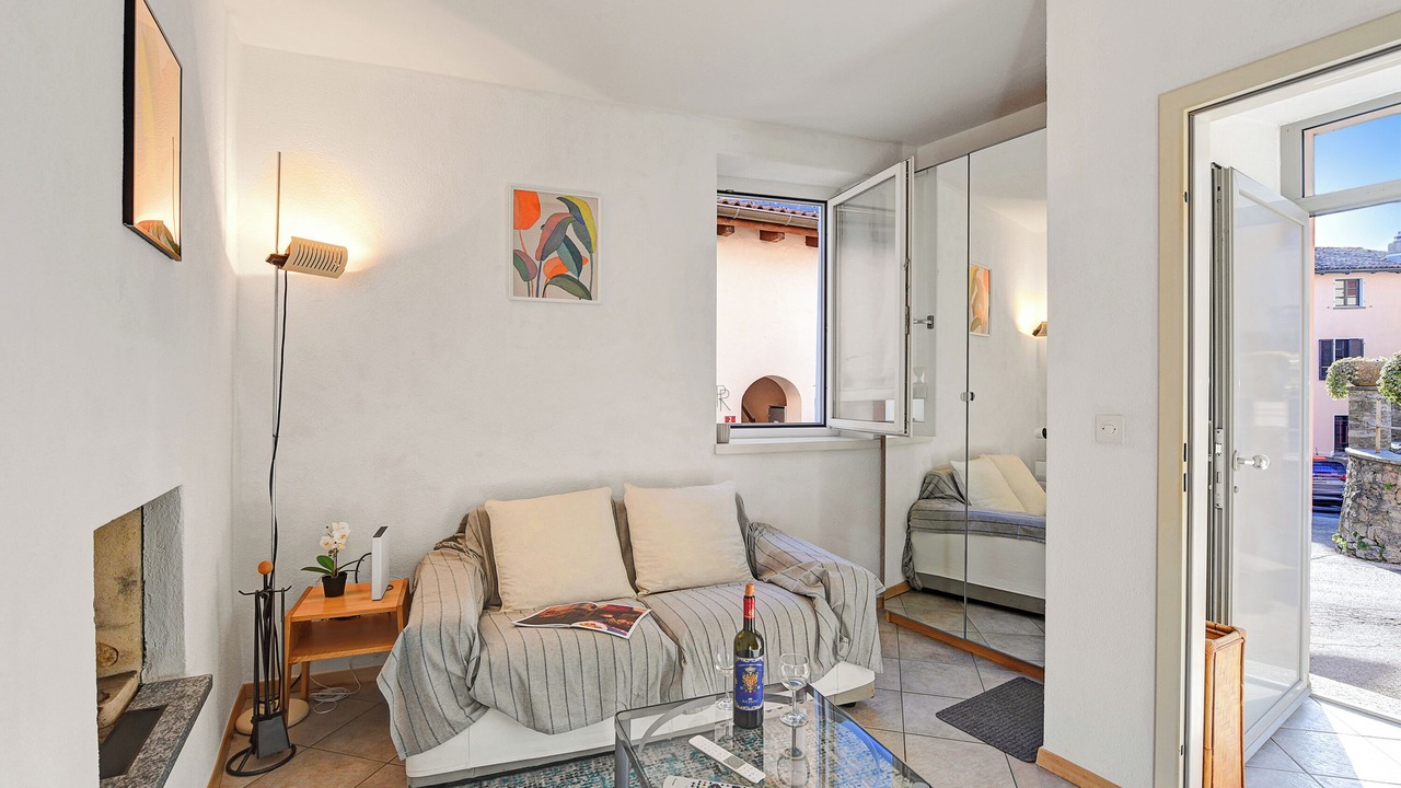 Photo of Livingroom in Cademario