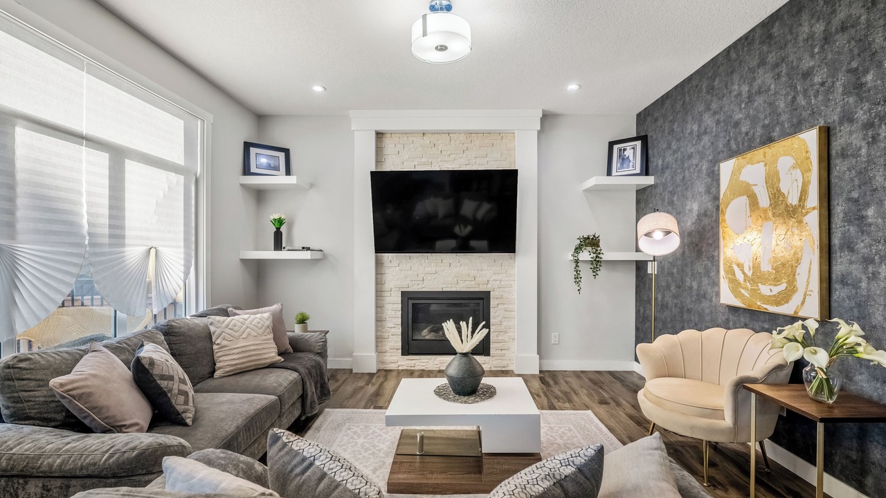 Photo of Livingroom in Southeast Calgary