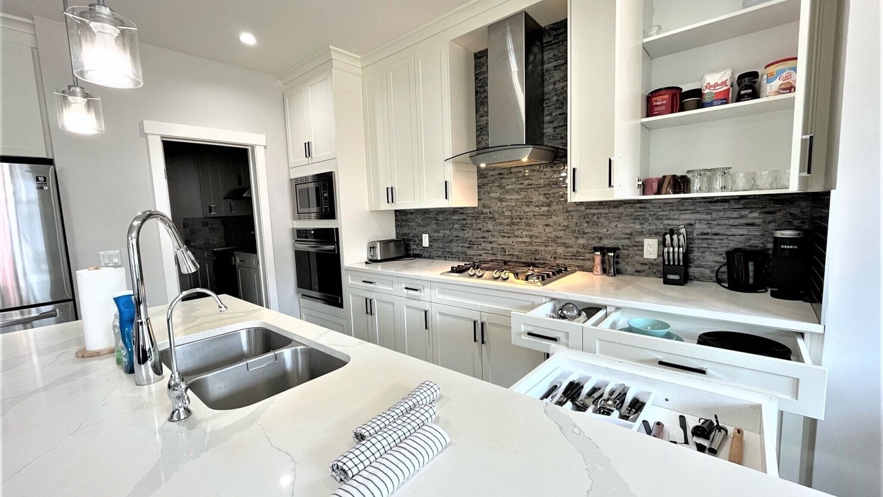 Photo of Kitchen in Southeast Calgary