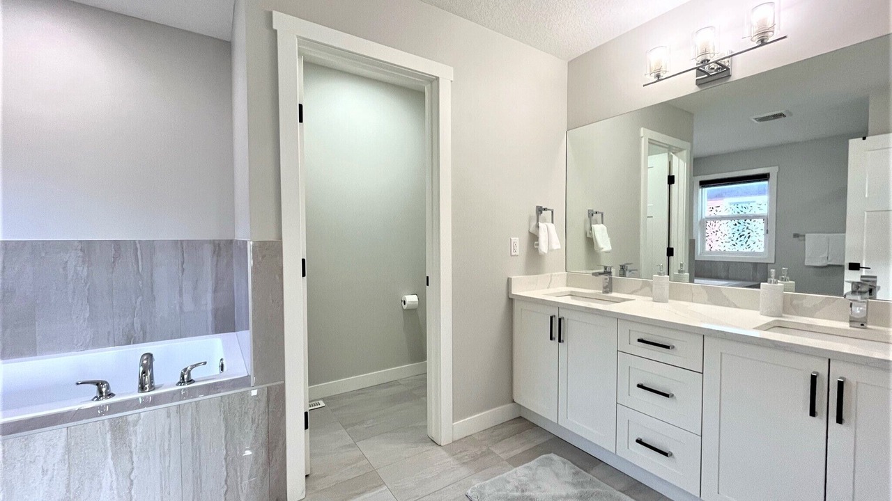 Photo of Bathroom in Southeast Calgary