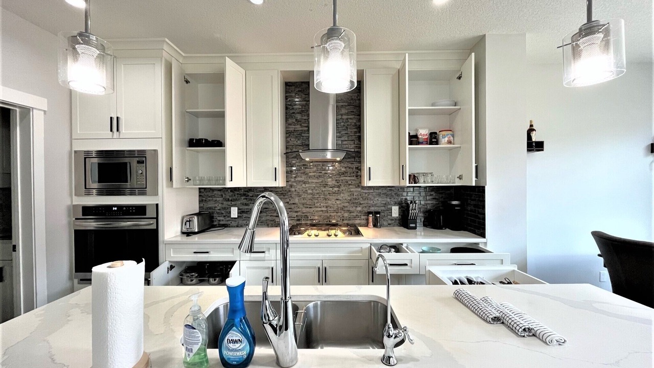 Photo of Kitchen in Southeast Calgary