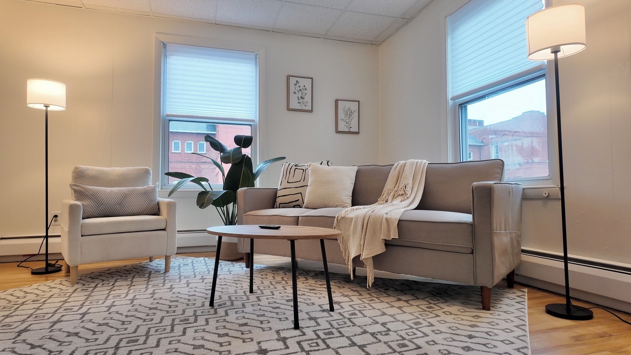 Photo of Livingroom in Franklin Plantation