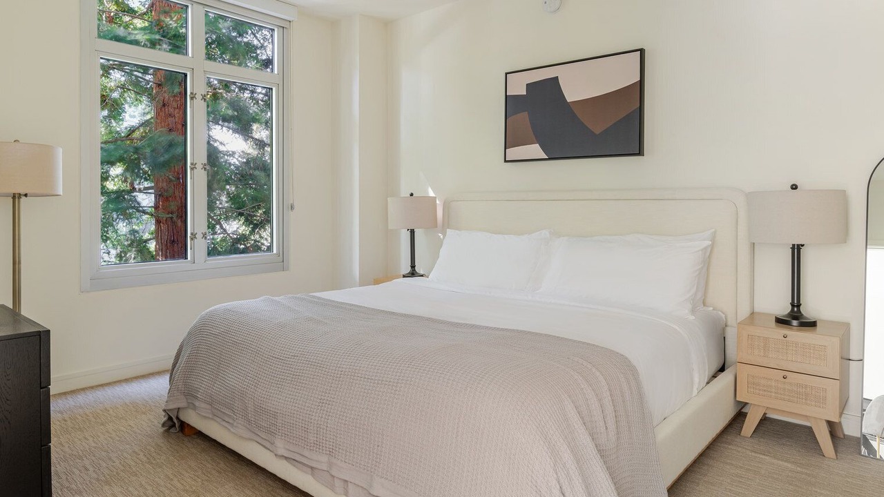 Photo of Bedroom in Mountain View