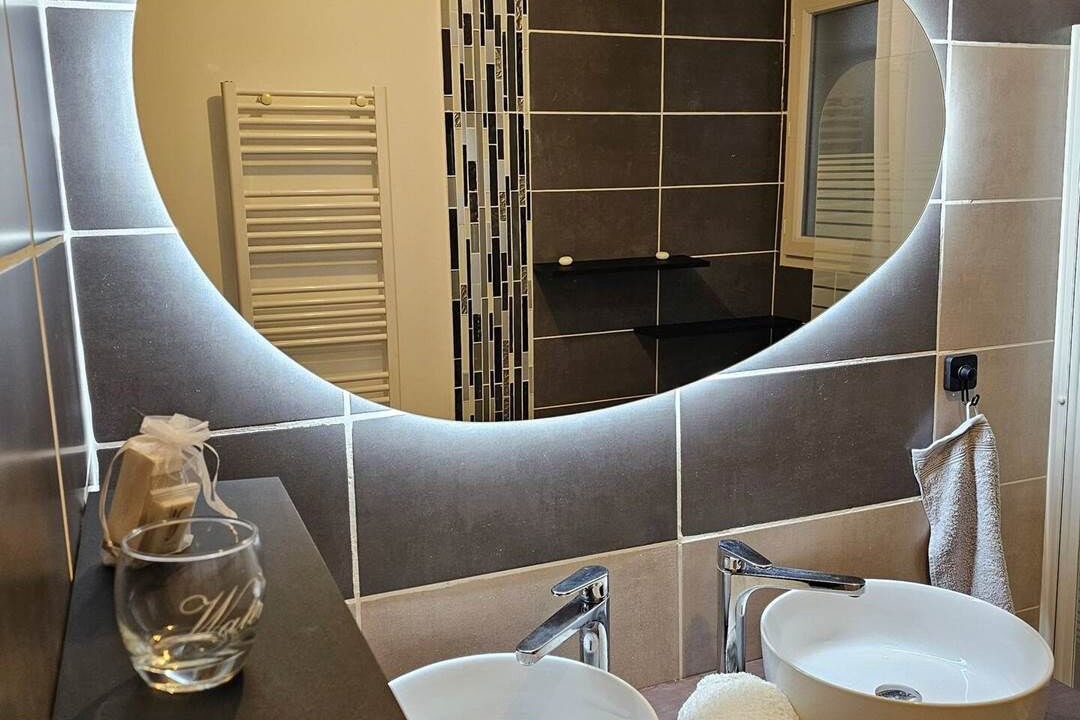 Photo of Others in Savasse