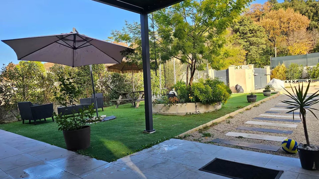 Photo of Others in Savasse