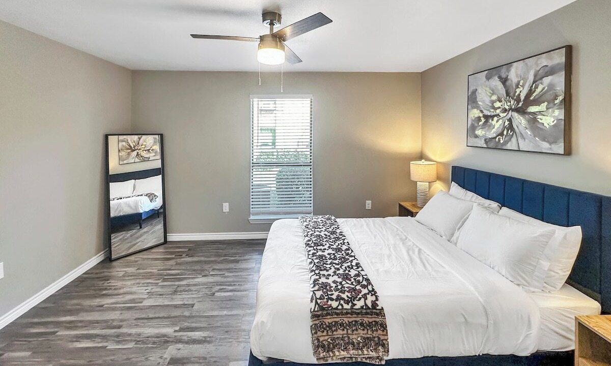 Photo of Bedroom in Addison