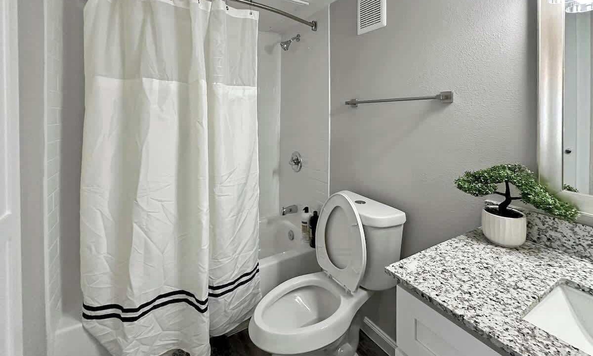 Photo of Bathroom in Addison