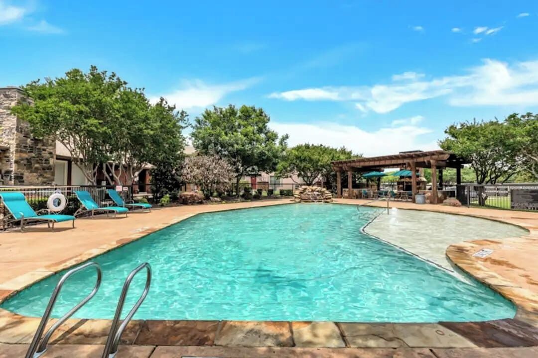 Photo of Outdoor in Addison