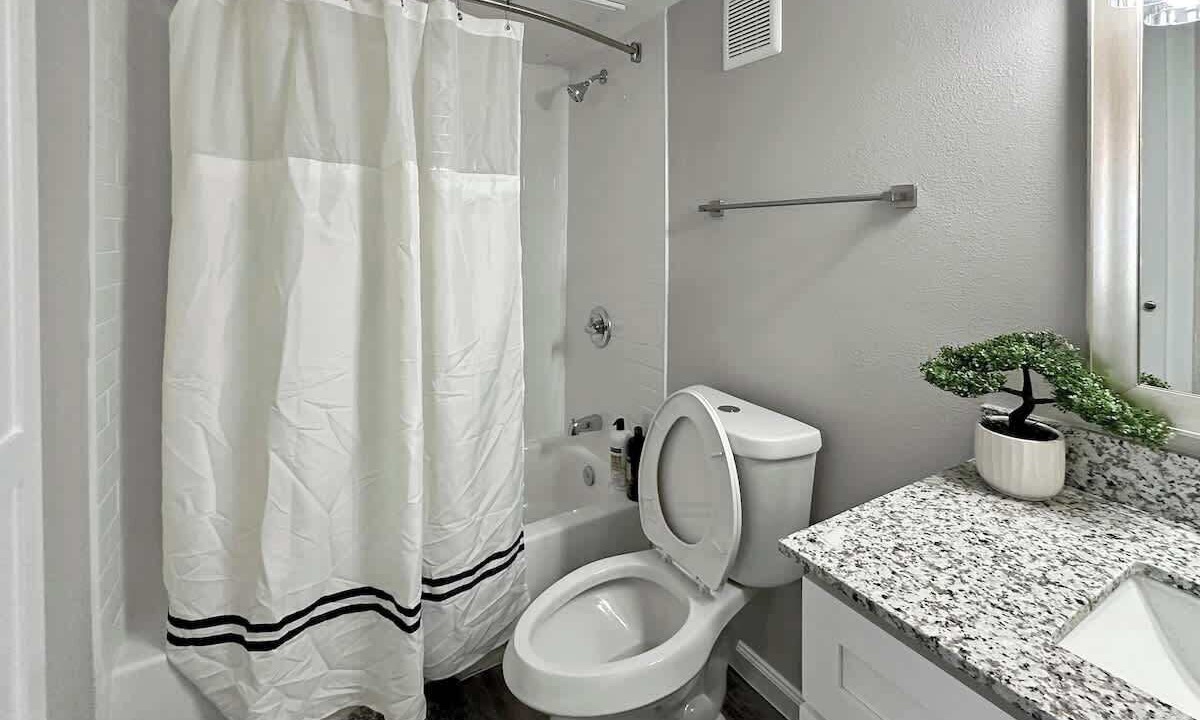 Photo of Bathroom in Addison