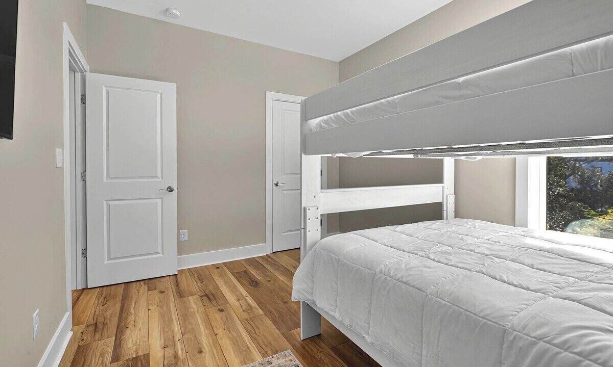 Photo of Bedroom in Alligator Point