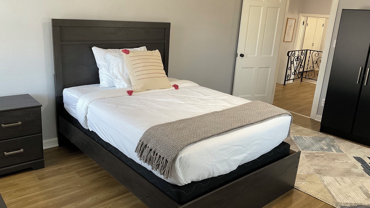 Photo of Bedroom in Youngstown