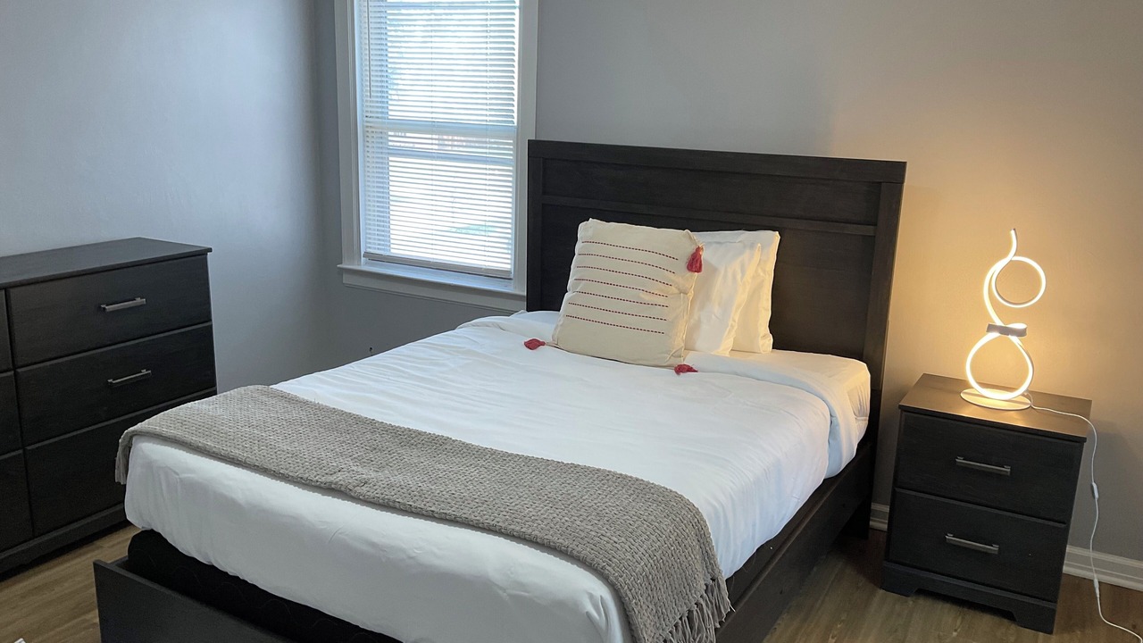Photo of Bedroom in Youngstown