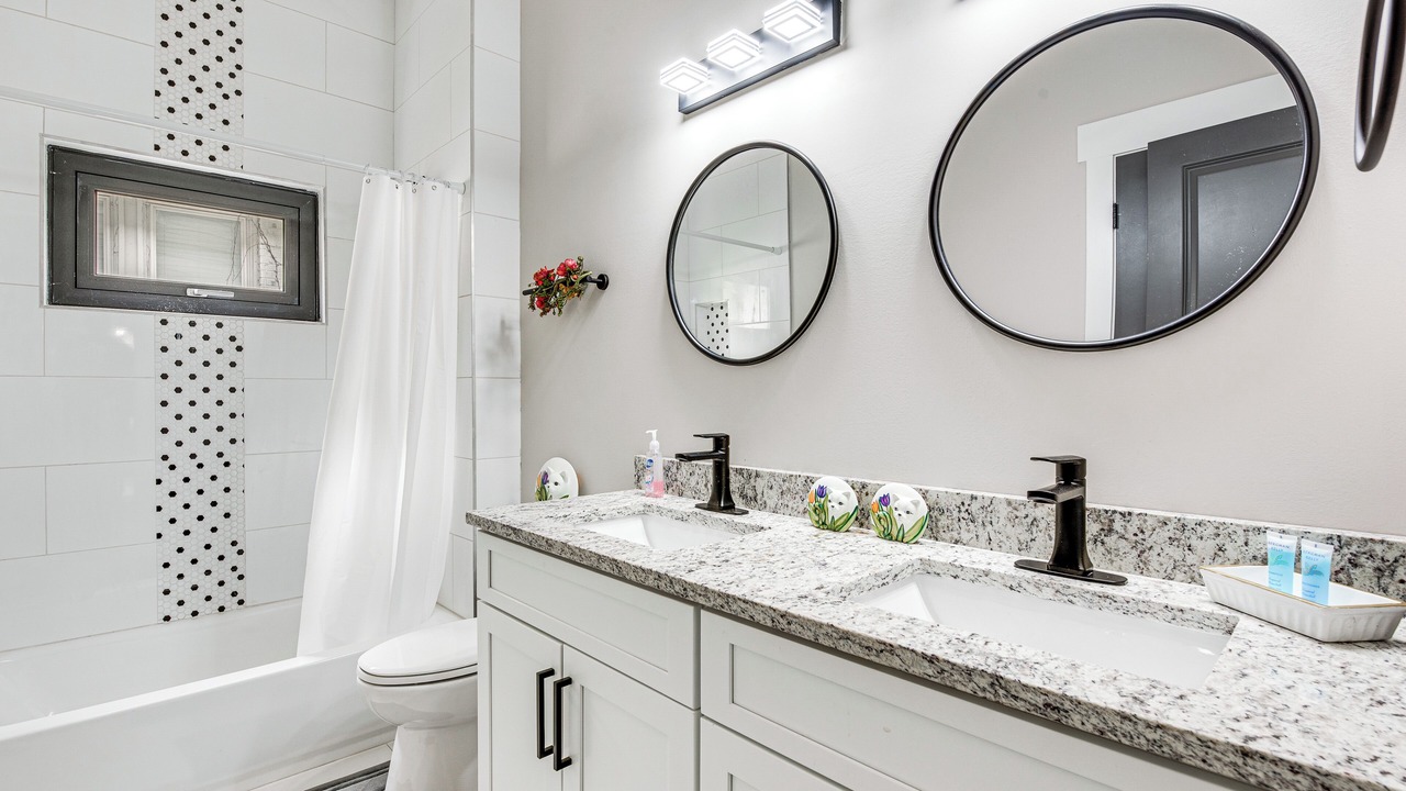 Photo of Bathroom in Sylvan Hills