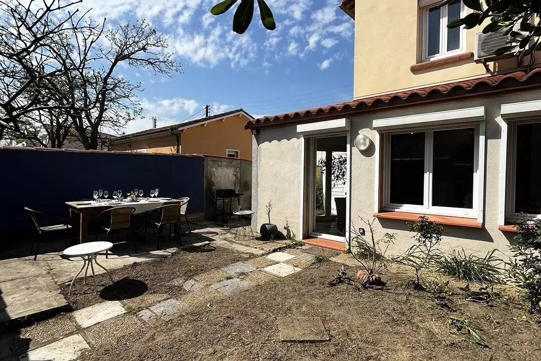 Photo of Outdoor in La Jetee
