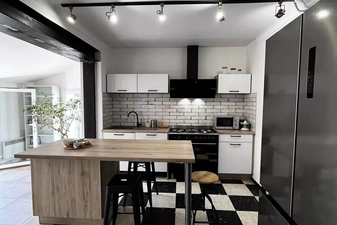 Photo of Kitchen in La Jetee